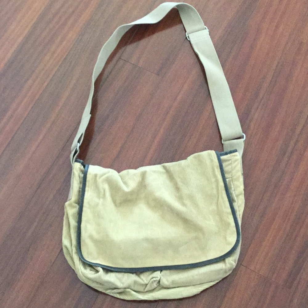 Messenger bag